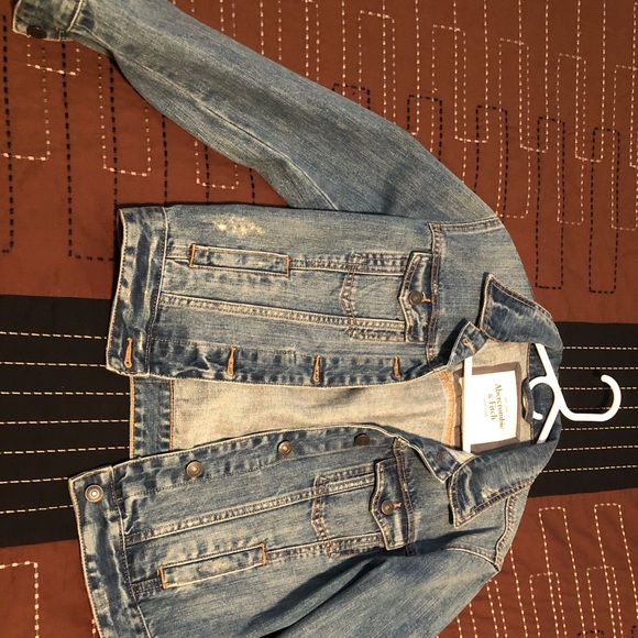 Abercrombie and Fitch Jean jacket - Picture 1 of 2